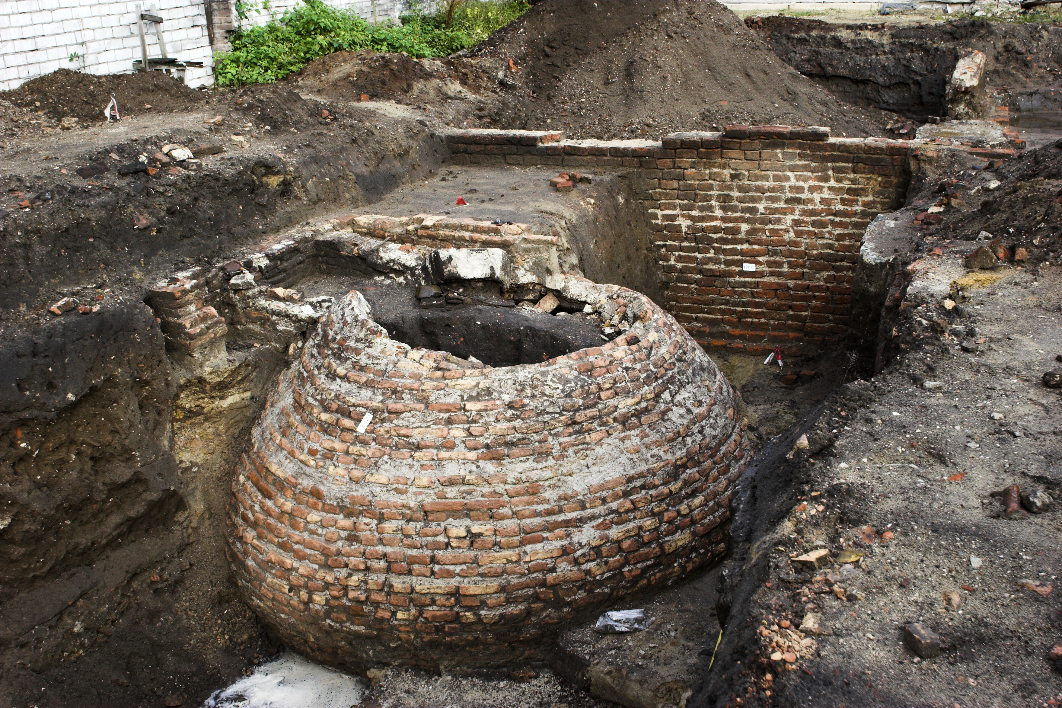 Opgraving Achter de Kamp - Bakstenen beerput