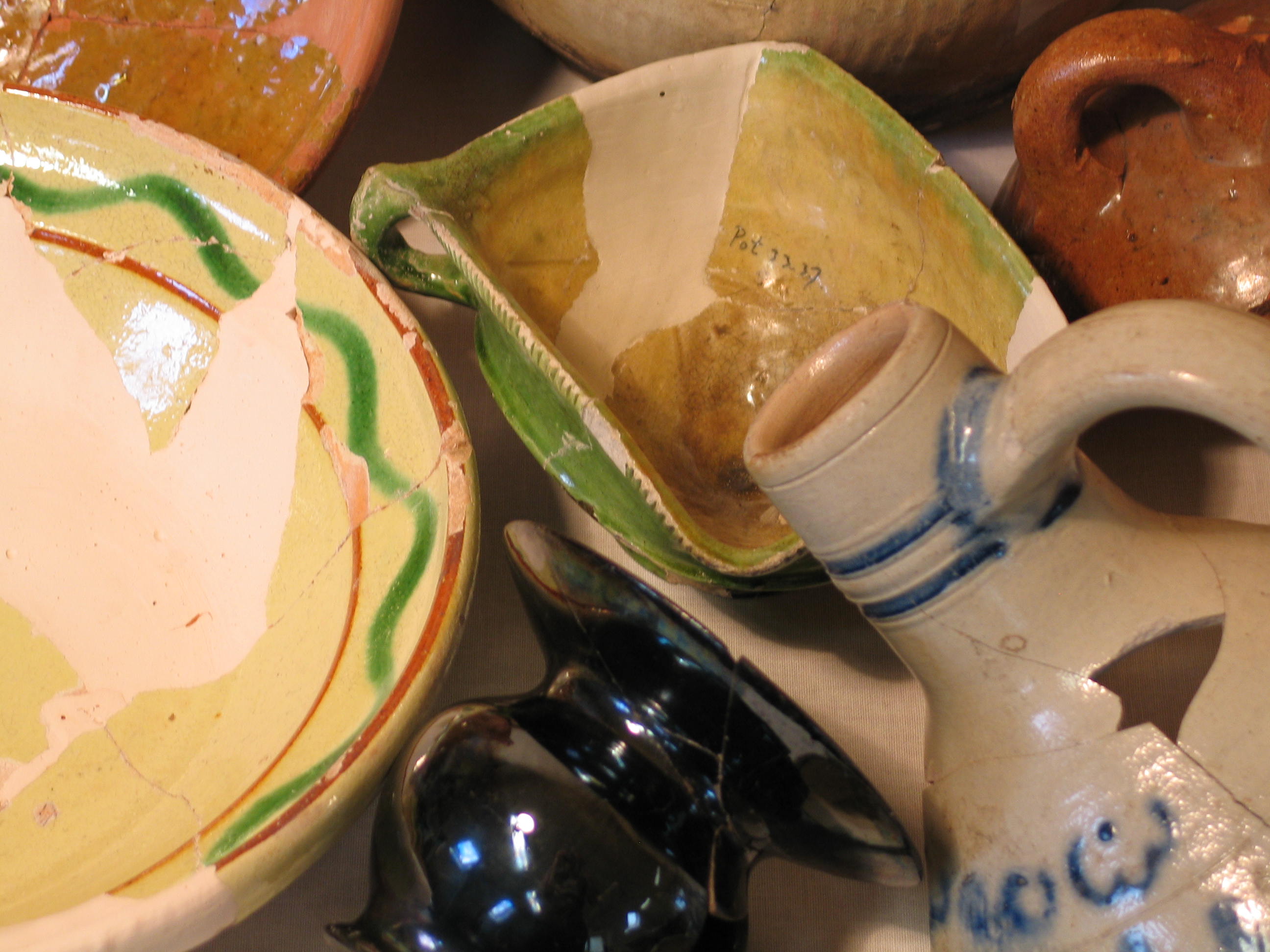 Opgraving boerderij De Sneul - gebruiksaardewerk